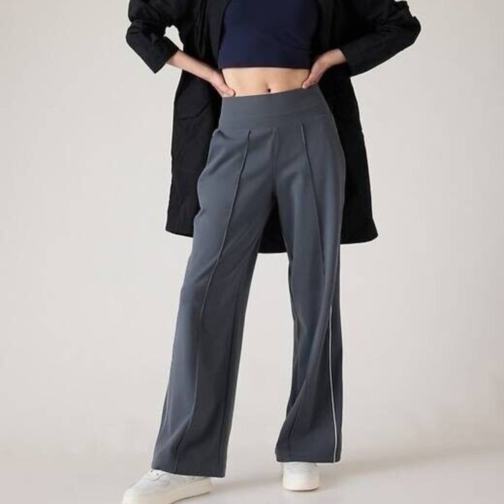 Athleta Venice Wide Leg Sporty/Track Pants - Trendy Gray w/ white stripe size M